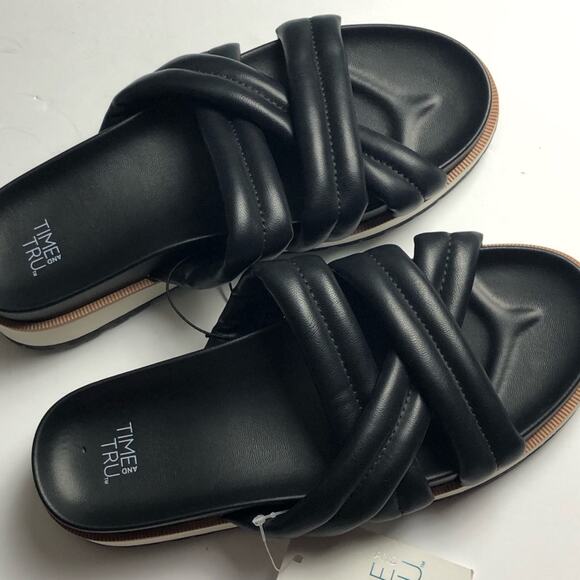 Time and Tru Women's Cross Strap Black Sandals Sz 6 - Picture 4 of 11